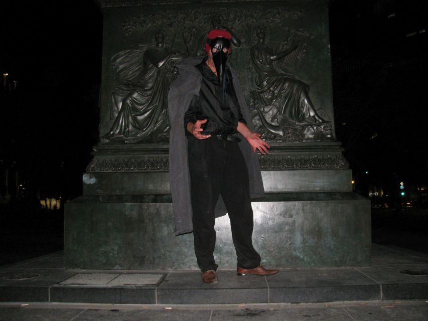 Frankfurt: The Black Death Tour - Meeting the plague doctor in the dark
