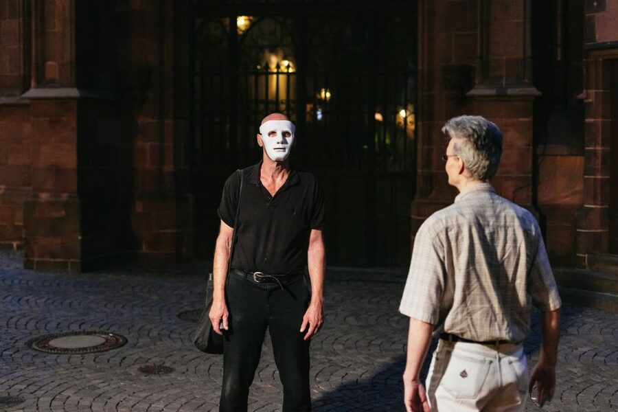 Frankfurt: "The Sandman" Nightmarish Walking Tour - Mainkai and the museum banks
