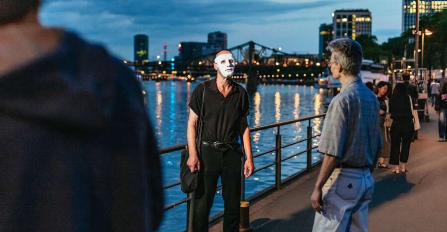 Frankfurt: "The Sandman" Nightmarish Walking Tour - Starting at Frankfurt Cathedral
