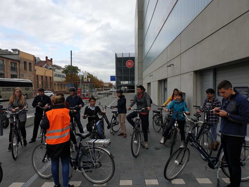 Frankfurt: Unique E-Bikes Tours - Picking between the e-city bike, fat bike, and racing bike