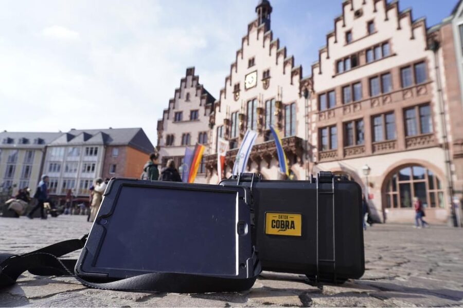 Frankfurt: Verbrecherjagd und gefährlich leckeres Schnitzel - Booking advice for a smoother game