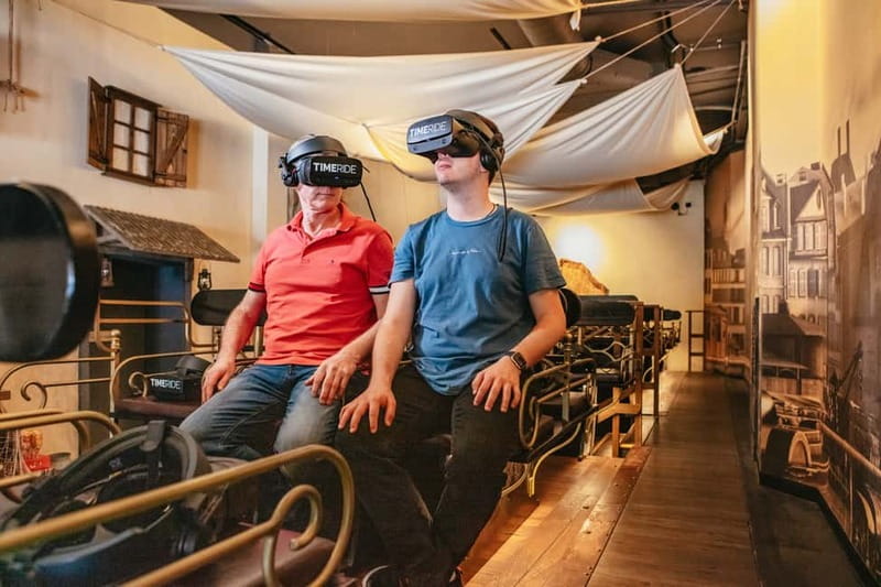 Frankfurt: Virtual Reality Time Travel Experience Ticket - The 1891 carriage ride through old Frankfurt