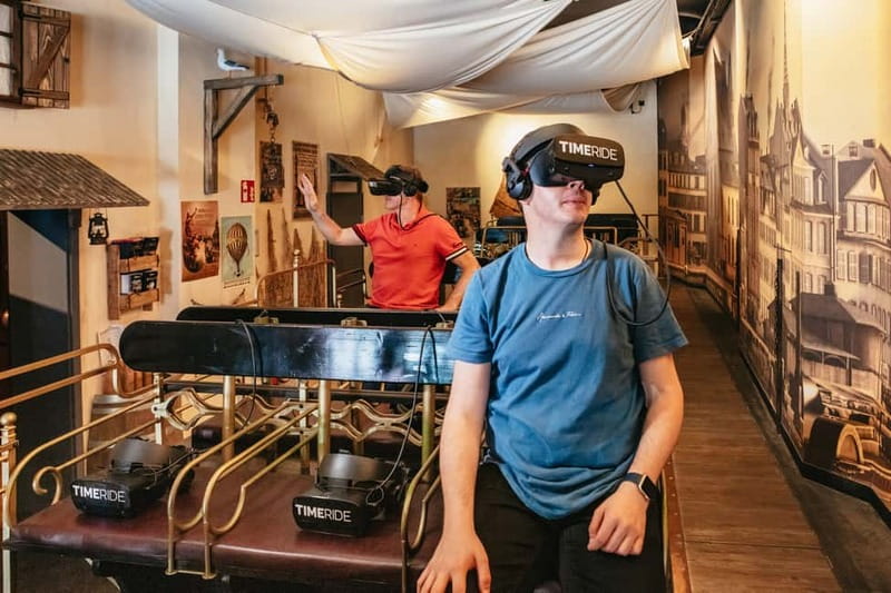 Frankfurt: Virtual Reality Time Travel Experience Ticket - How the three scenes work as one story