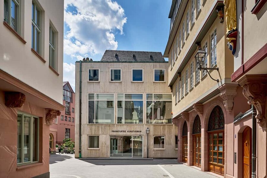 Frankfurter Kunstverein: Admission ticket - Finding the Frankfurter Kunstverein Beside the Römer