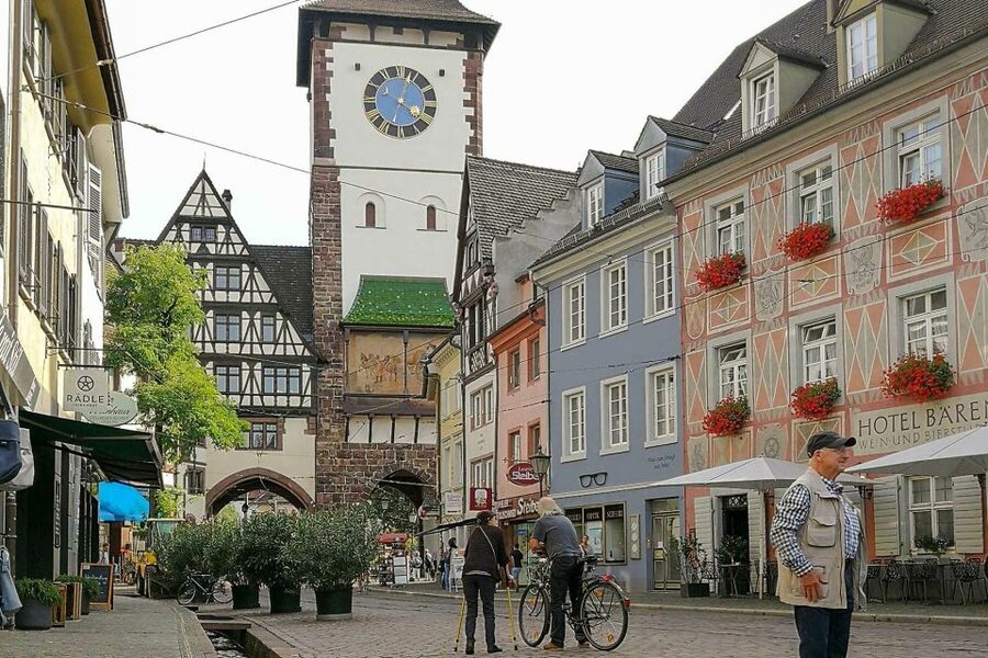 Freiburg: Gässle, Bächle and More City Tour - Altes Kaufhaus and the civic face of Freiburg