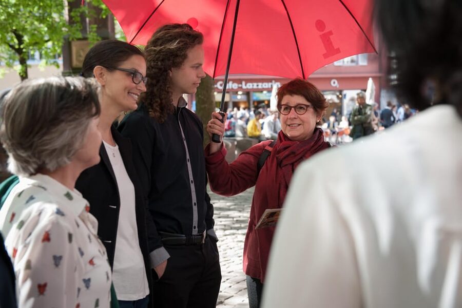 Freiburg: Highlights of the old town - The historic department store and the route’s changing mood