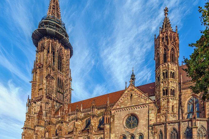 Freiburg Scavenger Hunt and Highlights Self Guided Audio Tour - Historisches Kaufhaus and the final stretch