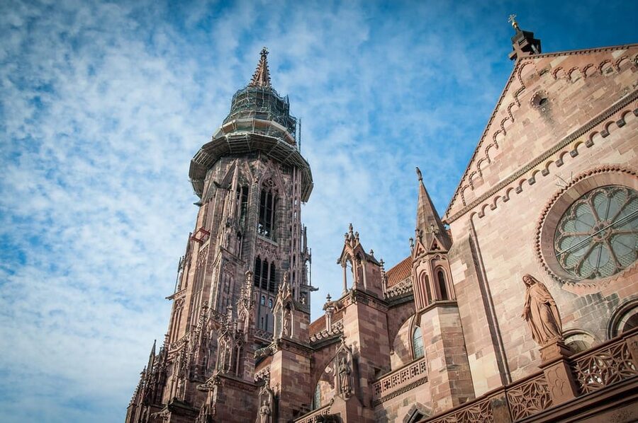 Freiburg: Tour of the city with cathedral visit - Following Freiburg’s Bächle streams