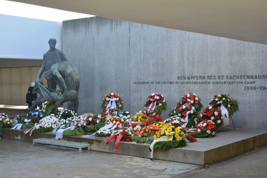 From Berlin: Guided Sachsenhausen Concentration Camp Tour - Practical advice before you go
