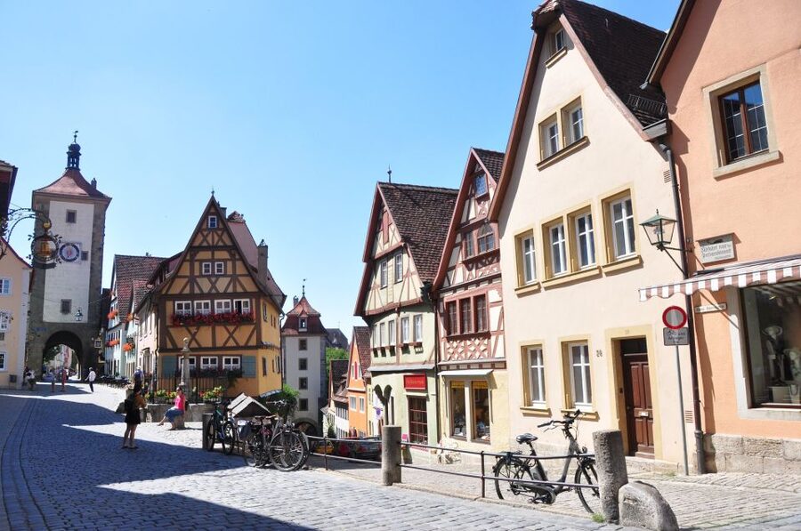 From Frankfurt: Heidelberg and Rothenburg Guided Day Trip - Walking Heidelberg’s medieval center