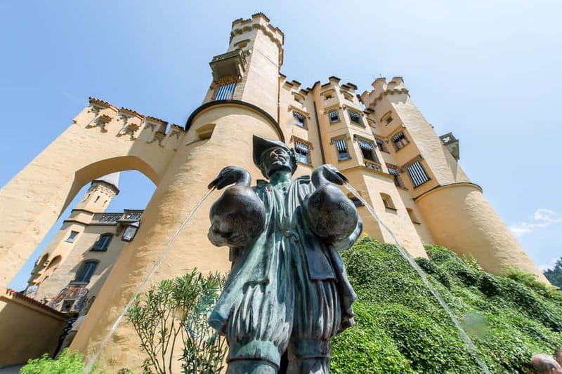 From Munich: Neuschwanstein & Linderhof Castle Full-Day Trip - Choosing castle tickets and judging the value