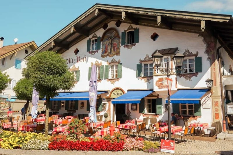 From Munich: Premium Neuschwanstein Castle & Linderhof Tour - Linderhof Palace, Ludwig’s more personal retreat