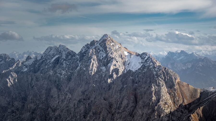 From Munich: Zugspitze Mountain Van Tour with Garmisch Town - Rising 2,962 meters by cable car