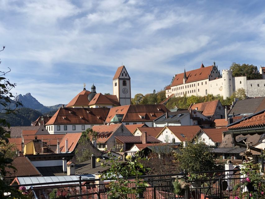 Füssen: Old Town Guided Walking Tour in German - Why a guided walk helps in Füssen