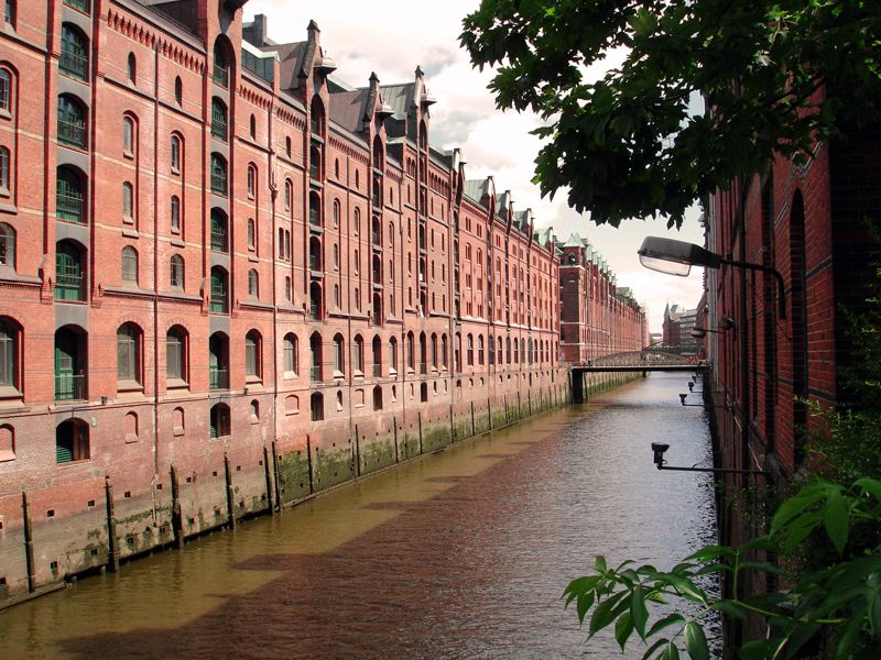 German Hamburg Historic City Center Pay-What-You-Want Tour - Starting at Hamburg’s grand Town Hall