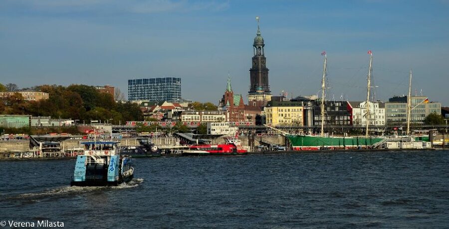 German Hamburg Historic City Center Pay-What-You-Want Tour - Who will enjoy this Hamburg walk?