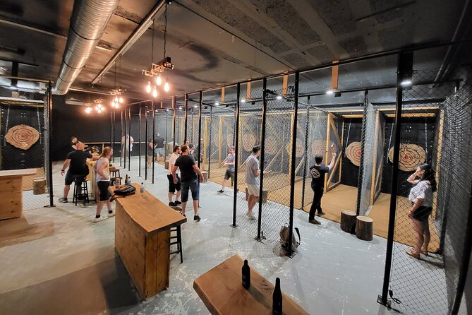 Guided Axe Throwing Experience in Frankfurt Altstadt - Why axe throwing works in Frankfurt’s Altstadt