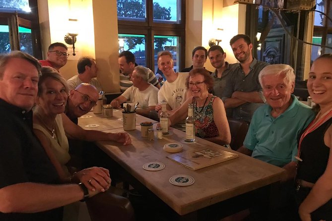Guided Brewhouse Walking Tour in Cologne - Stop four: Bierhaus en dr Salzgass