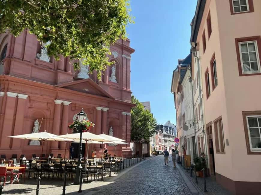 Guided tour in Mainz on the Rhine in german and english - Through the Altstadt, Kirschgarten, and St. Ignatius