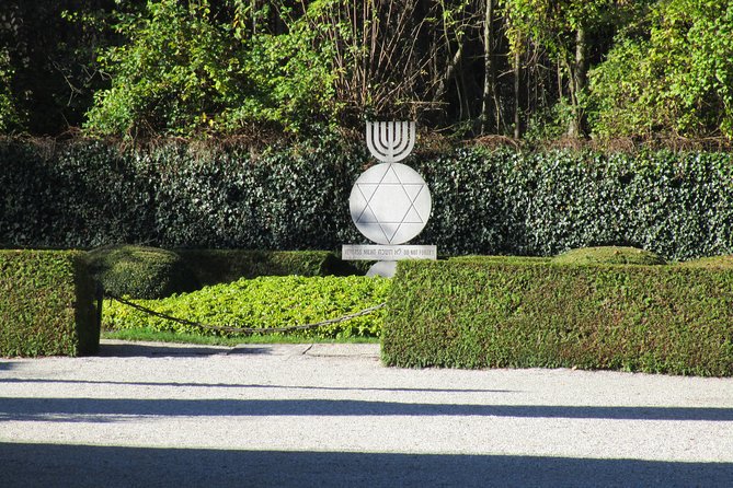 Half-Day Private Dachau Concentration Camp Tour From Munich - Who should choose this Dachau tour?