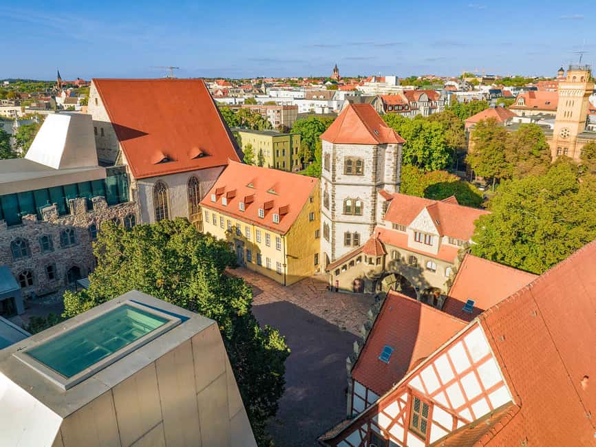 Halle (Saale) : Die Stadtrundfahrt mit dem Halle-Hopper - Opera Halle, Moritzburg, and Leopoldina