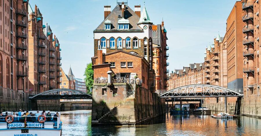 Hamburg: 1.5-Hour Harbor and Speicherstadt Day Cruise - Key things to know before boarding
