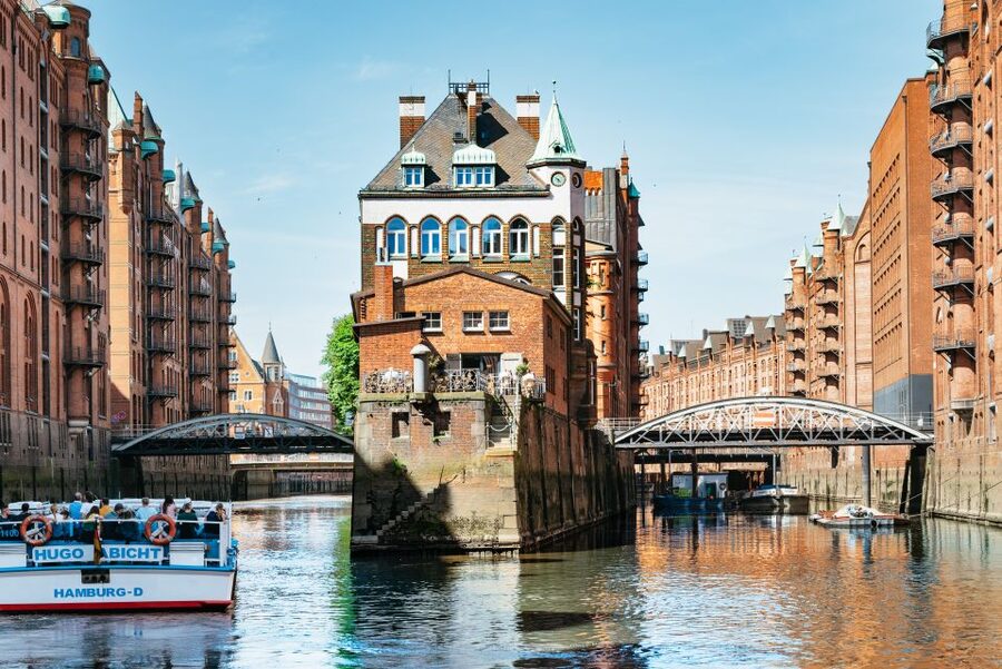 Hamburg: 1.5-Hour Harbor and Speicherstadt Day Cruise - Why Hamburg’s harbor is worth seeing by boat