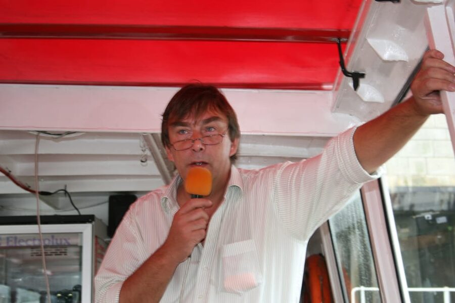 Hamburg: 1-Hour Harbor Cruise - HafenCity and the cruise center