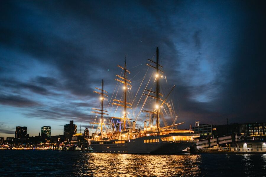 Hamburg: 1-Hour Harbor Evening Lights Cruise - What you get for about $30