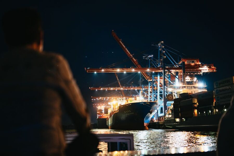Hamburg: 1-Hour Harbor Evening Lights Cruise - Is one hour enough for Hamburg’s harbor?
