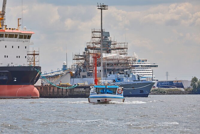 Hamburg: 1-hour harbor tour - Who Gets the Best Value for $36.05?