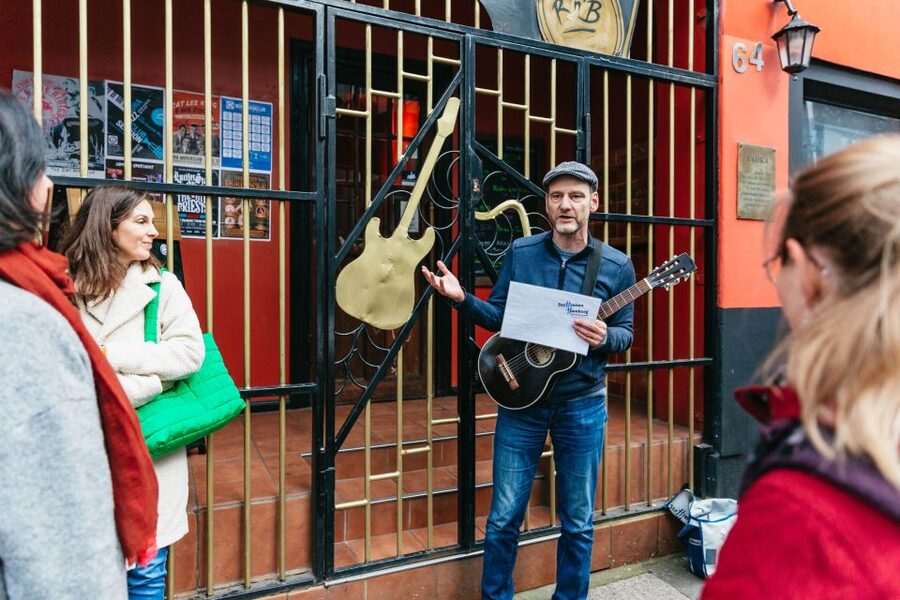 Hamburg: 2.5-Hour Beatles Music Tour - Große Freiheit and the famous nightlife district