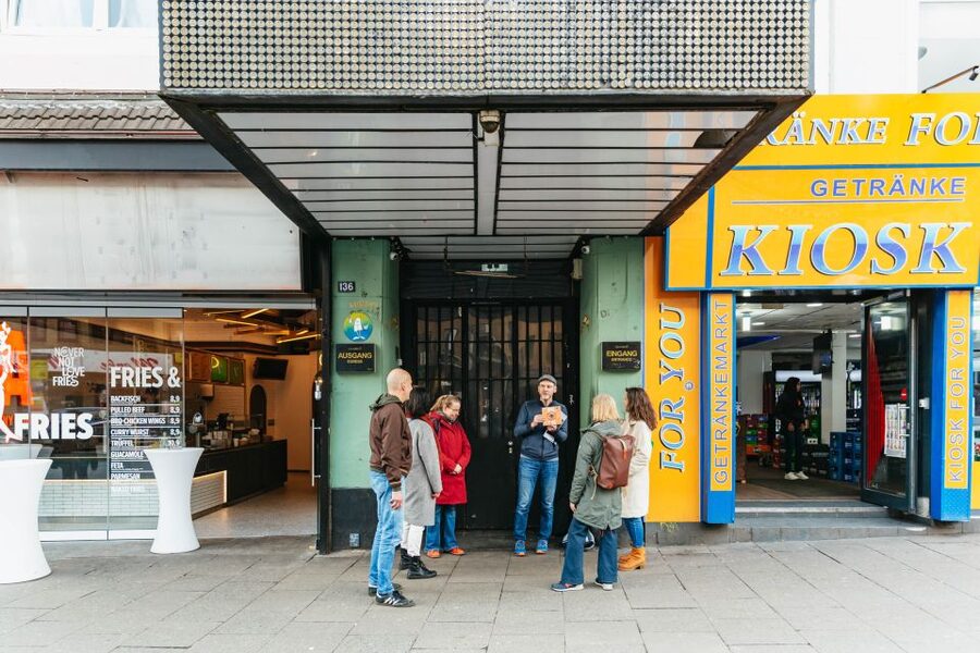 Hamburg: 2.5-Hour Beatles Music Tour - Finishing at Beatles-Platz