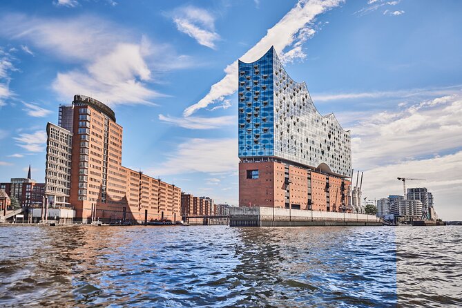 Hamburg: 2-hour harbor cruise - Music, city views, and the Elbphilharmonie