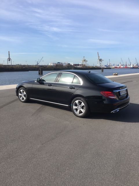 Hamburg: 3-Hour Limousine Tour with Driver-Guide - Jungfernstieg and the Alster show Hamburg’s polished center