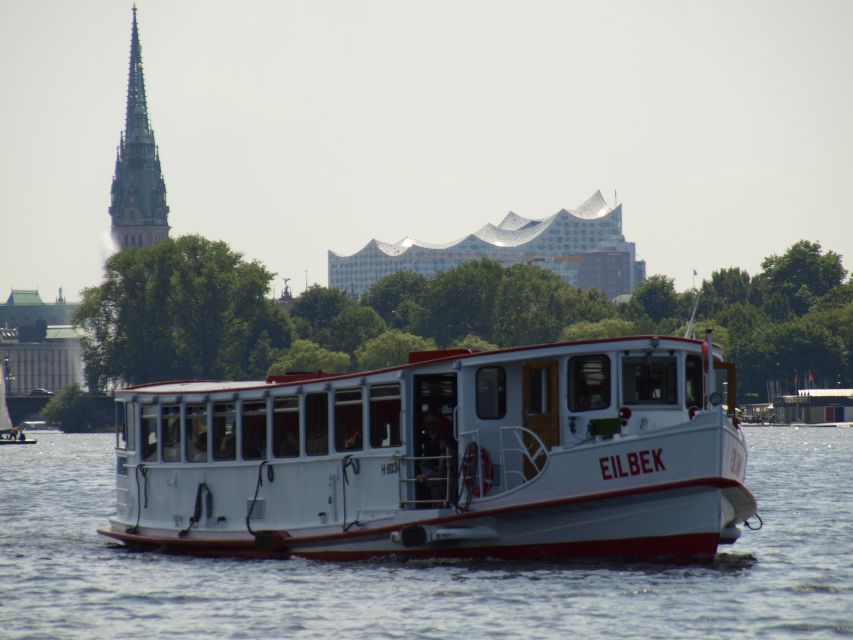 Hamburg: City Cruise on Alster Lake - From Alster Fountain to the Outer Alster