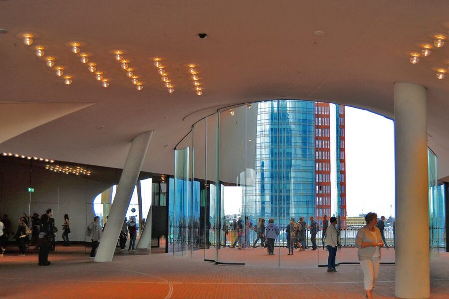 Hamburg: Elbphilharmonie Plaza, Highlights & Surroundings - Who will enjoy this experience most