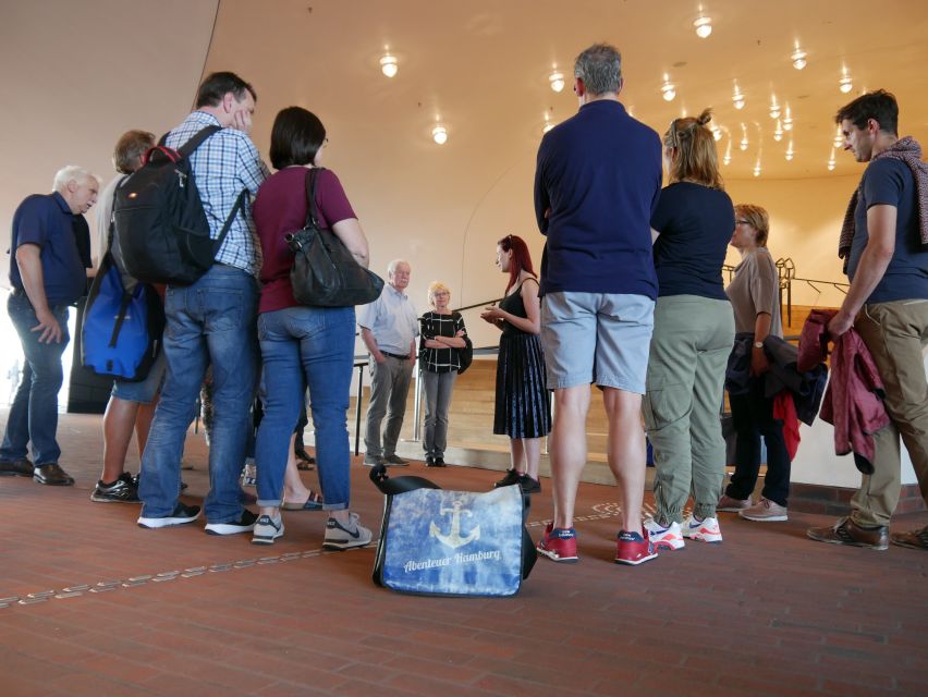 Hamburg: Elphi Plaza Guided Tour with Störtebeker Beer - What the guide adds to the experience