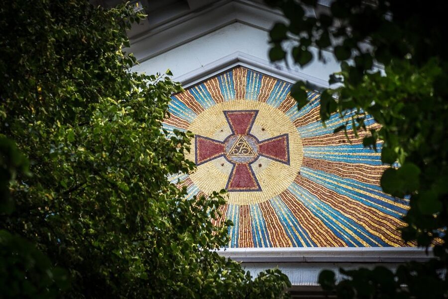 Hamburg - Freemason Walking Tour in German - Meeting at the St. Nikolai memorial