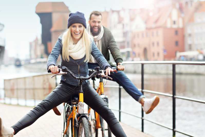 Hamburg: Guided Bike Tour - Town hall, Jungfernstieg, and the Alster