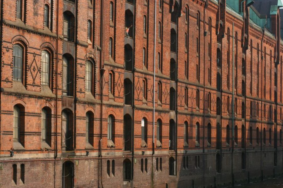 Hamburg: Guided Port Walk for Families - Why this Hamburg port walk works for children