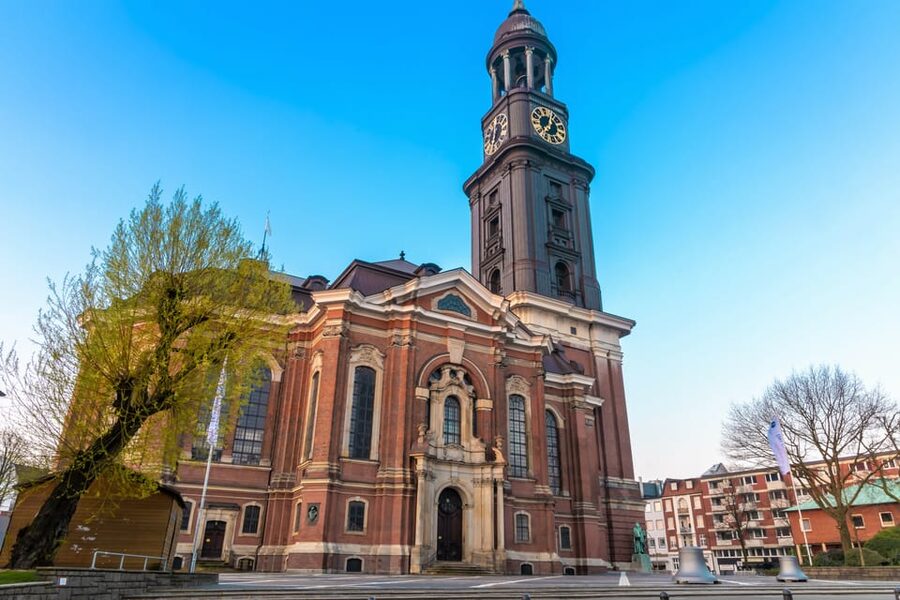 Hamburg: Guided Tour of St. Michael's Church - The first look inside the 2,500-seat baroque church