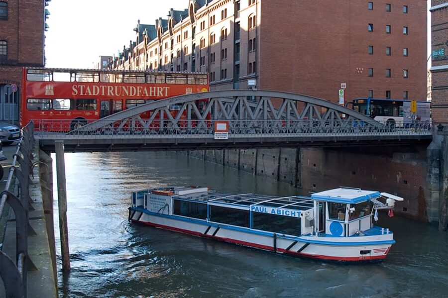 Hamburg: Harbor Cruise and Bus City Hop-On Hop-Off Tour - Why this Hamburg pairing works