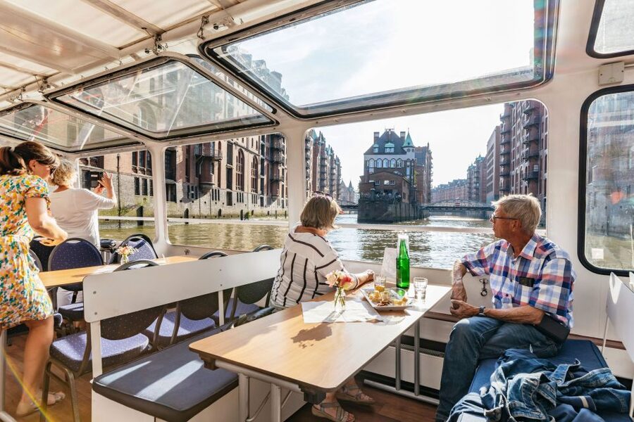 Hamburg: Harbor Cruise with Wine and Cheese - A quiet way to see Hamburg’s harbor