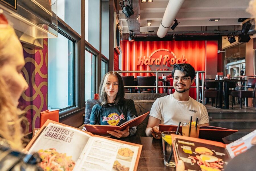Hamburg: Hard Rock Cafe Skip-the-Line Meal - Is $36 a fair price?
