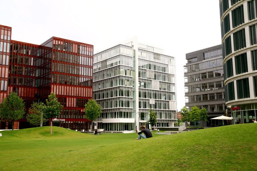 Hamburg: Hop-On Hop-Off Bus City Tour - Line F - St. Michaelis Church and the best city view