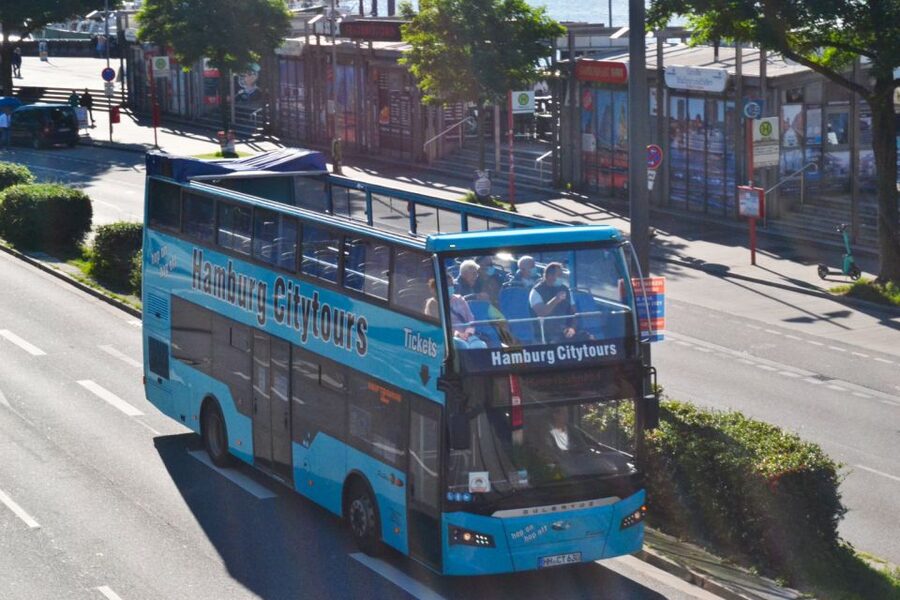Hamburg: Hop-On Hop-Off Bus Tour Family Ticket - Why this bus works well in Hamburg