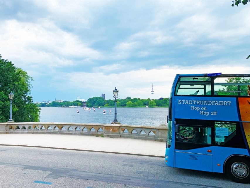 Hamburg: Hop-On Hop-Off Bus Tour Family Ticket - HafenCity and the historic warehouse district