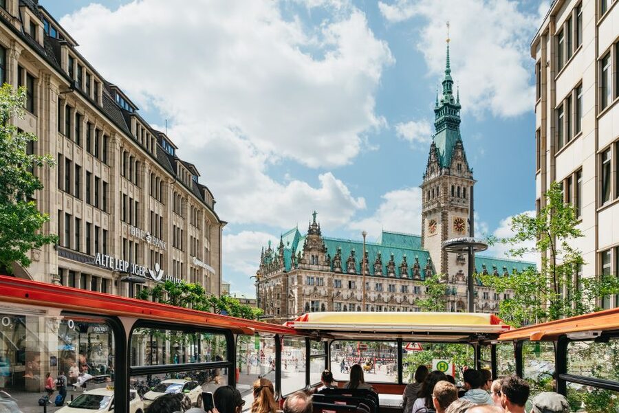Hamburg: Hop-On Hop-Off Bus with Alster or Harbor Cruise - Timing, tickets, and small practical traps