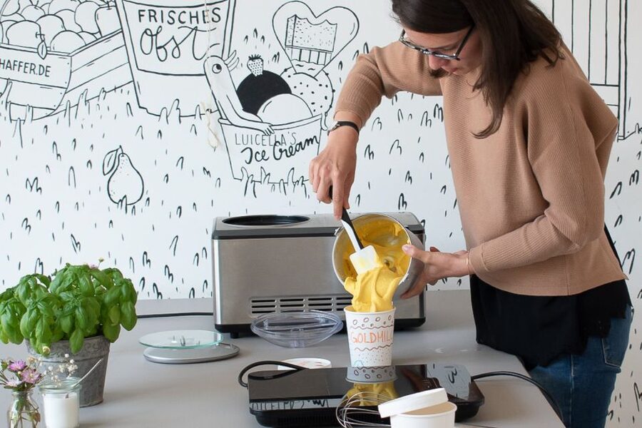 Hamburg: Ice-Cream Workshop - Building your own flavor in pairs